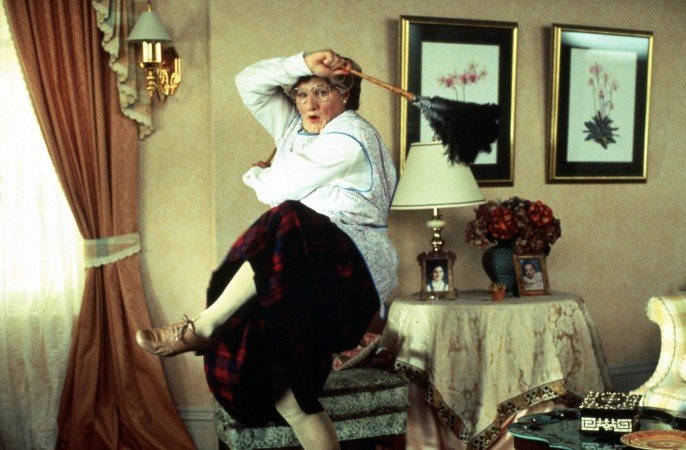 Stasera in tv su Italia 1 e in diretta streaming - Mrs Doubtfire (29 maggio) Stasera in tv su Italia 1 e in diretta streaming - Mrs Doubtfire (29 maggio)