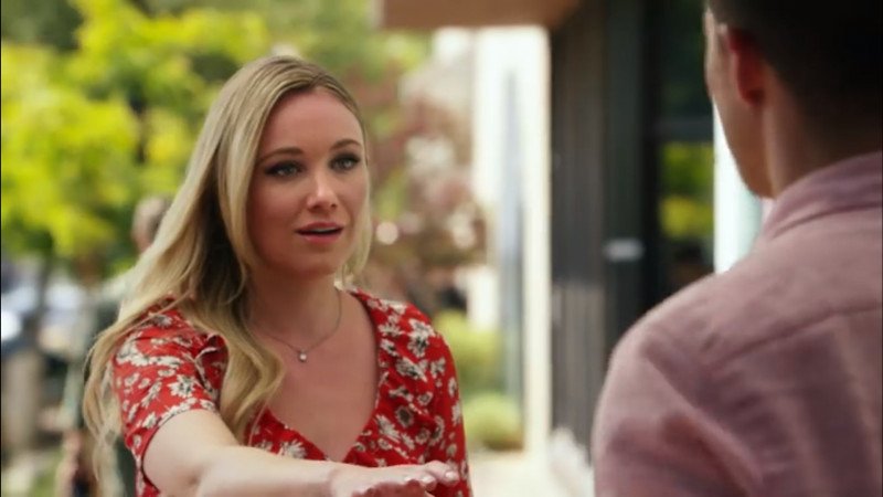 E vissero felici e contenti Katrina Bowden E vissero felici e contenti - Katrina Bowden