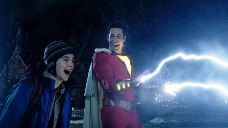 Zachary Levi e Jack Dylan Grazer in una scena del film Zachary Levi e Jack Dylan Grazer in una scena del film