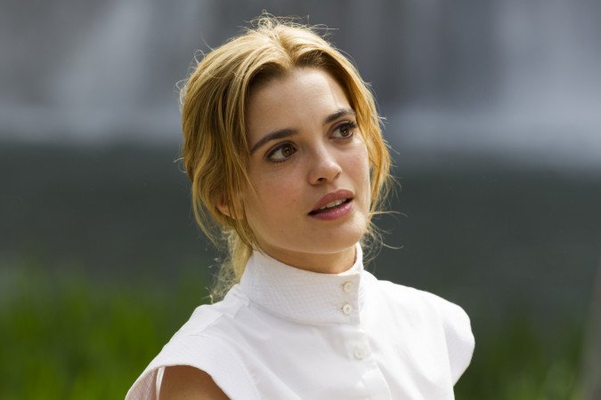 Joana Ribeiro nel cast nel ruolo di Angelica Joana Ribeiro nel cast nel ruolo di Angelica