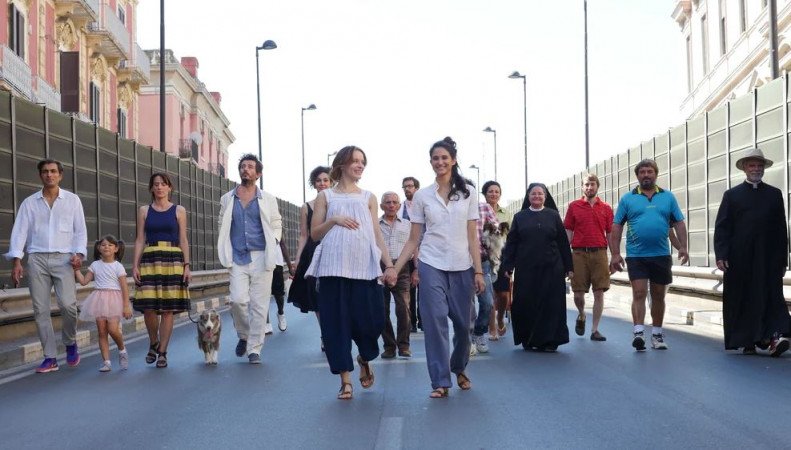 Mamma+mamma (7 giugno) stasera in prima tv su Ra 5 e in diretta streaming