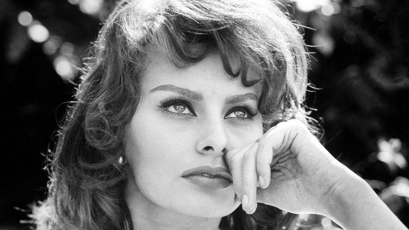 Sophia - Il documentario su Sophia Loren stasera in tv su Rai 1 (20 settembre) Sophia - Il documentario su Sophia Loren stasera in tv su Rai 1 (20 settembre)