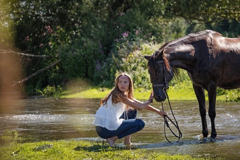 Leia Holtwick è la protagonista di Immenhof 2 - La grande promessa Leia Holtwick è la protagonista di Immenhof 2 - La grande promessa