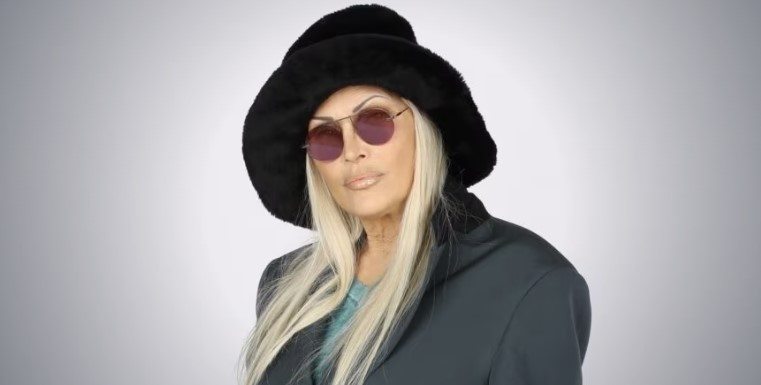 Anna Oxa: la cantante sarà ospite stasera a Belve su Rai 2 Anna Oxa: la cantante sarà ospite stasera a Belve su Rai 2