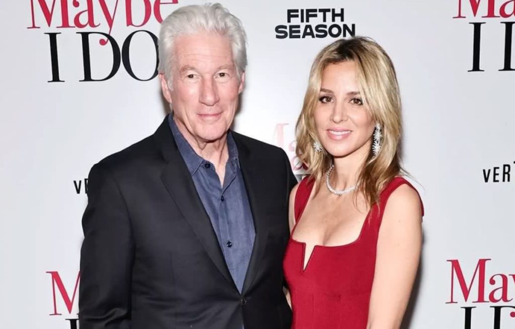 Richard Gere e sua moglie Alejandra Silva Richard Gere e sua moglie Alejandra Silva