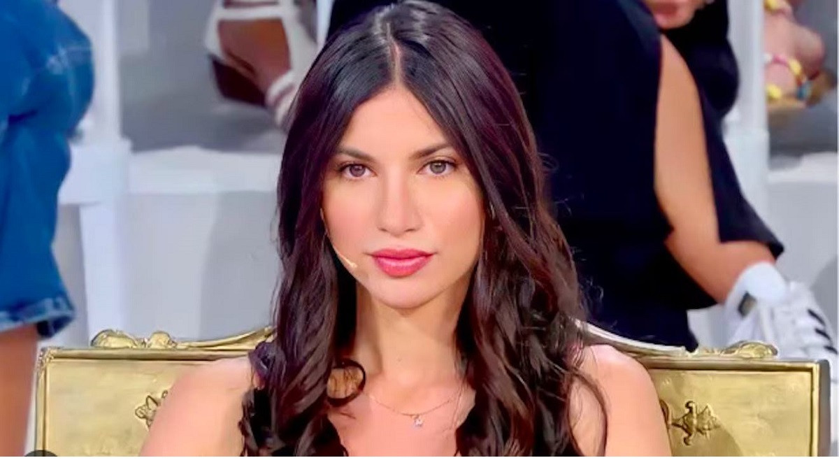 L'ex tronista Manuela Carriero L'ex tronista Manuela Carriero