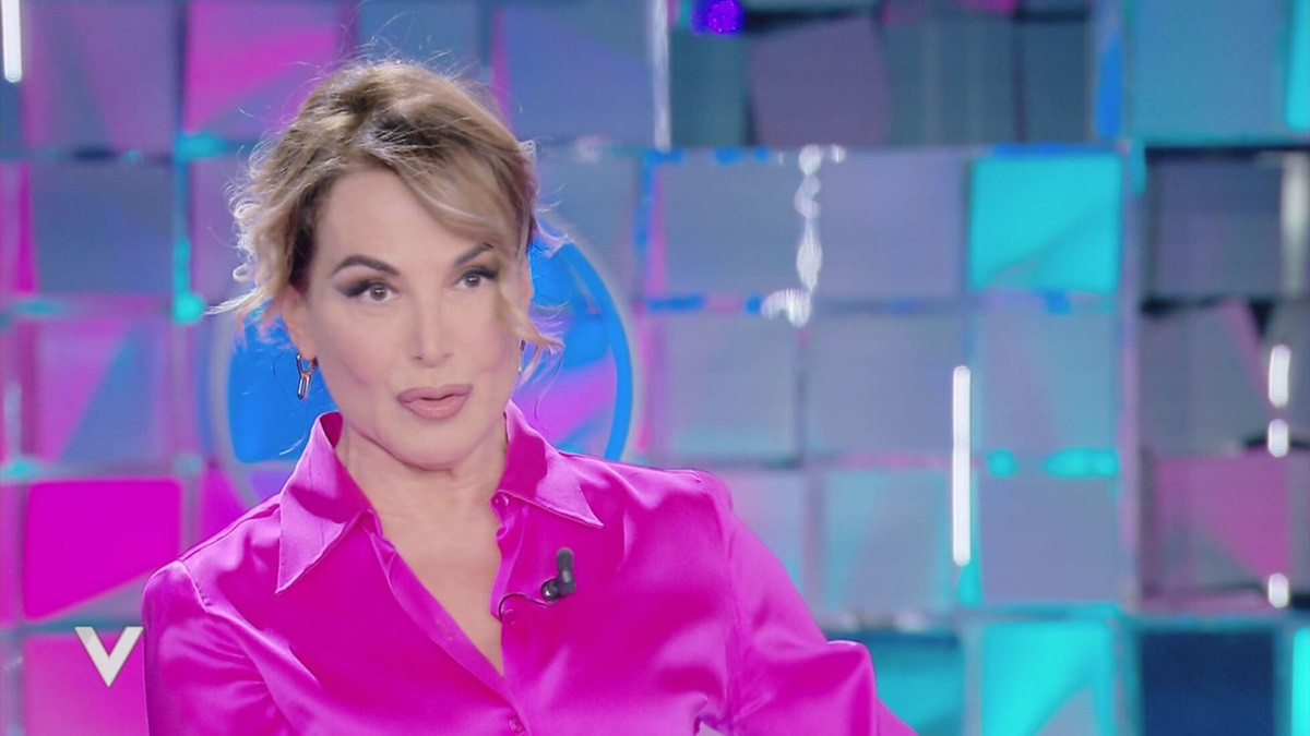La conduttrice Barbara d'Urso La conduttrice Barbara d'Urso