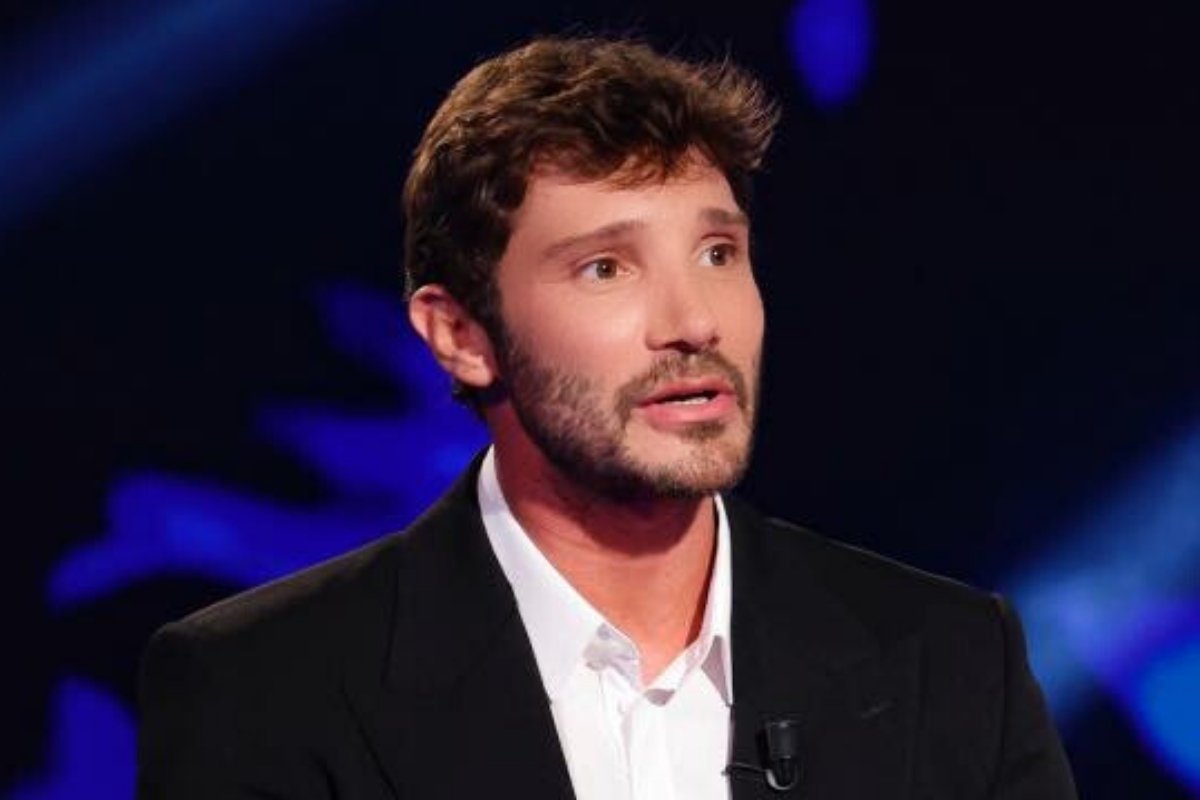 Stefano De Martino contro Gerry Scotti