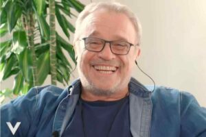 Claudio Amndola è anche egista de 'I Cesaroni' - Mediaset Infinity - Imtv.it