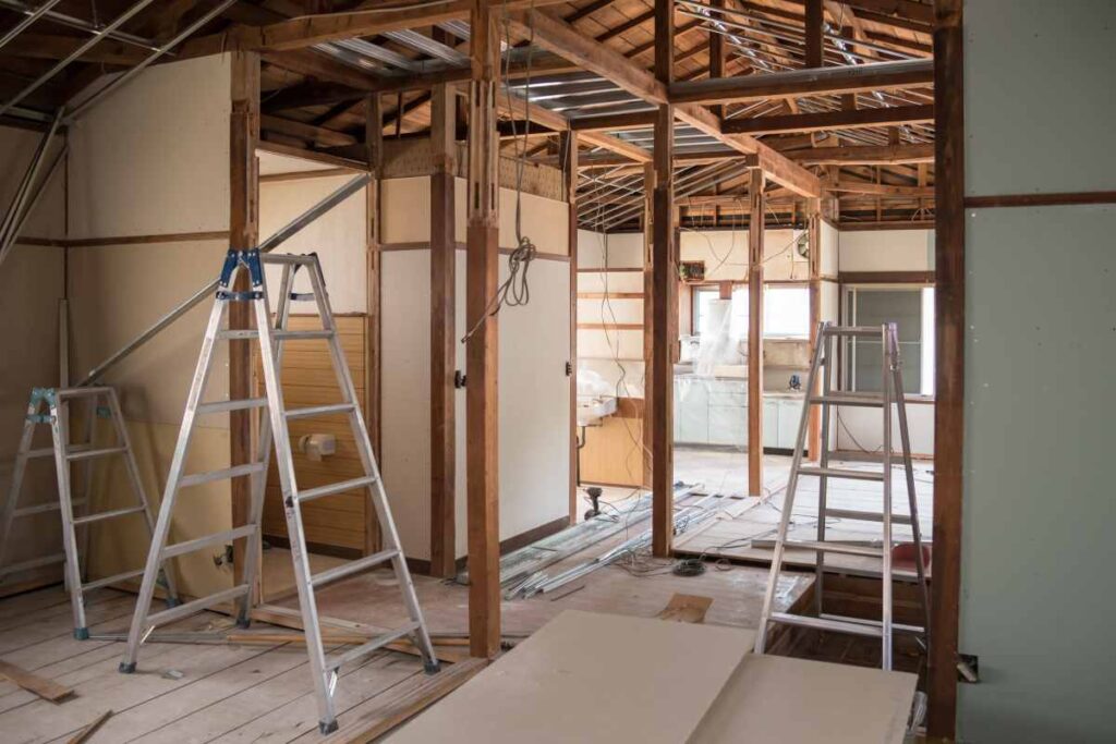 Casa in fase di ristrutturazione